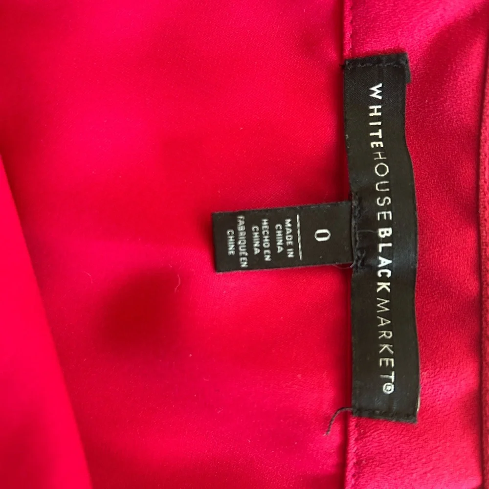 White House Black Market Vibrant Pink Top - Picture 4 of 4